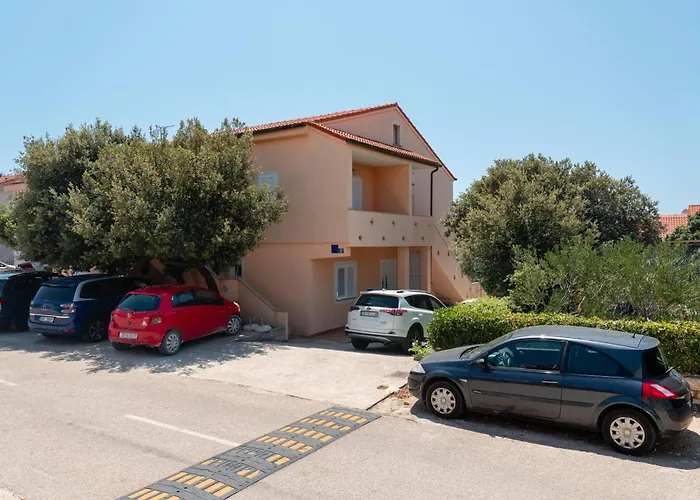 Summer In Apartman *