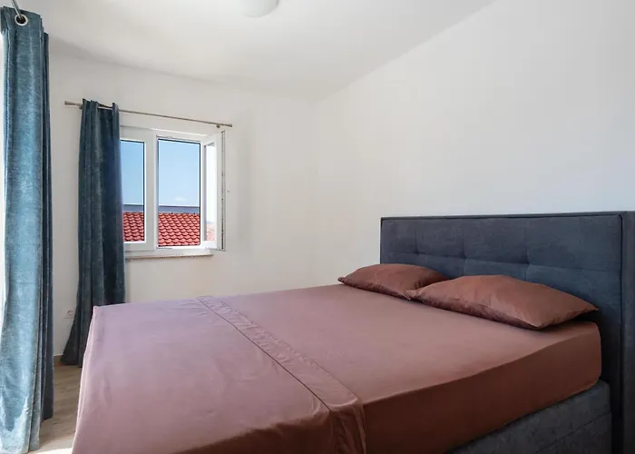 Summer In Apartament